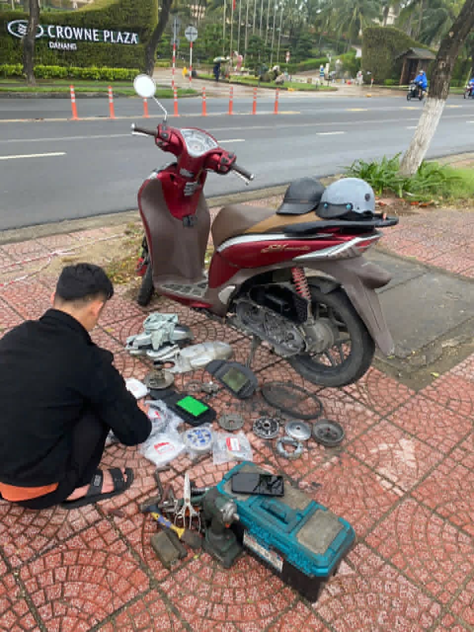Sửa Xe Máy Lưu Động Đà Nẵng 24/24 – Có Mặt Nhanh Chỉ Sau 15 Phút